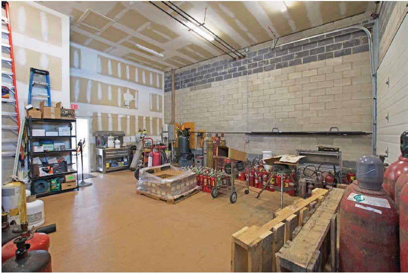 More Photos Of 100-110 Park Ave, Manalapan Township Flex For Lease