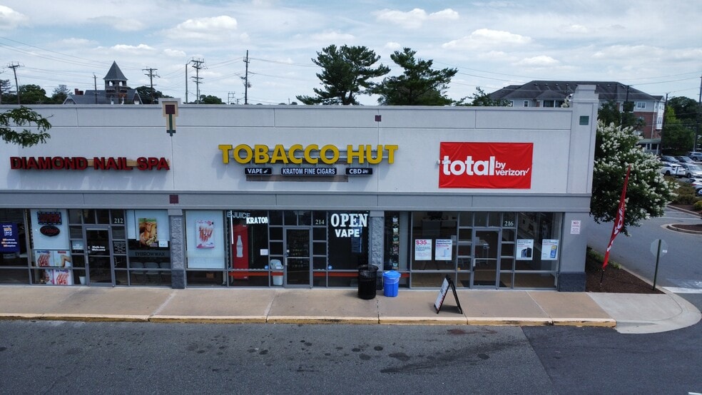 More Photos Of 206-300 N Frederick Ave, Gaithersburg Unknown For Lease