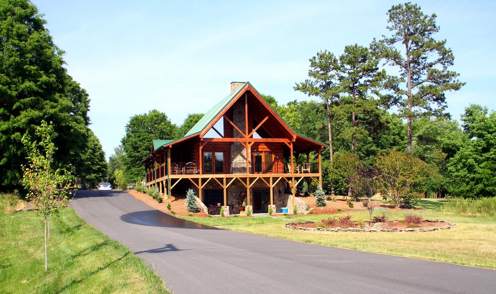 More Photos Of 371 Valley Rd, Mocksville Office For Sale