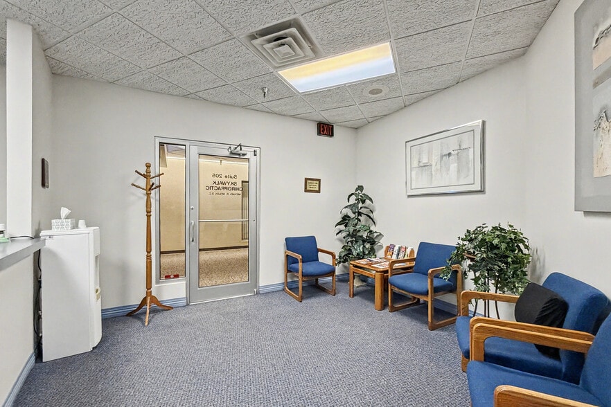 More Photos Of 300 Walnut St, Des Moines Apartments For Sale