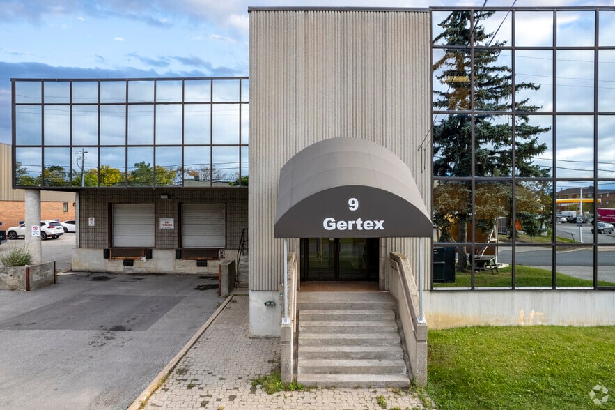 More Photos Of 9 Densley Ave, Toronto Manufacturing For Lease