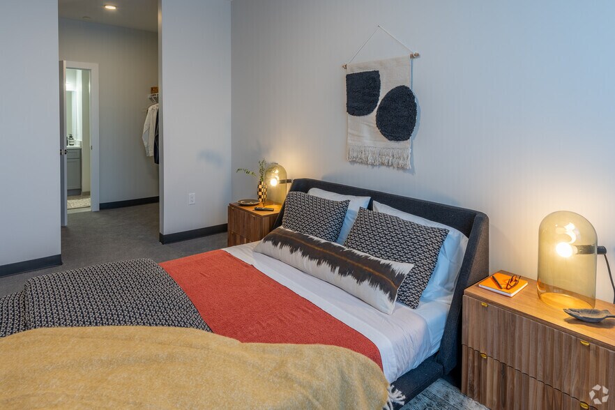 More Photos Of 222 Canal St, New Haven Apartments For Lease