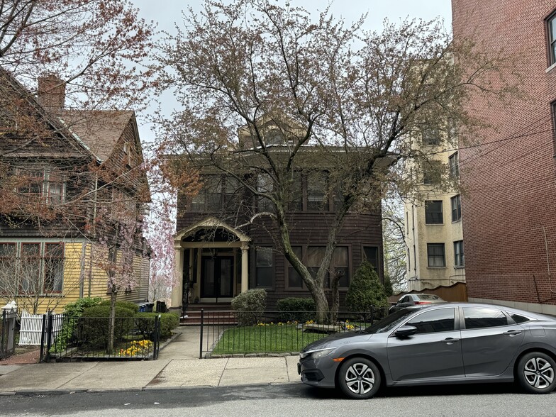 Primary Photo Of 135 Saint Marks Pl, Staten Island Apartments For Sale