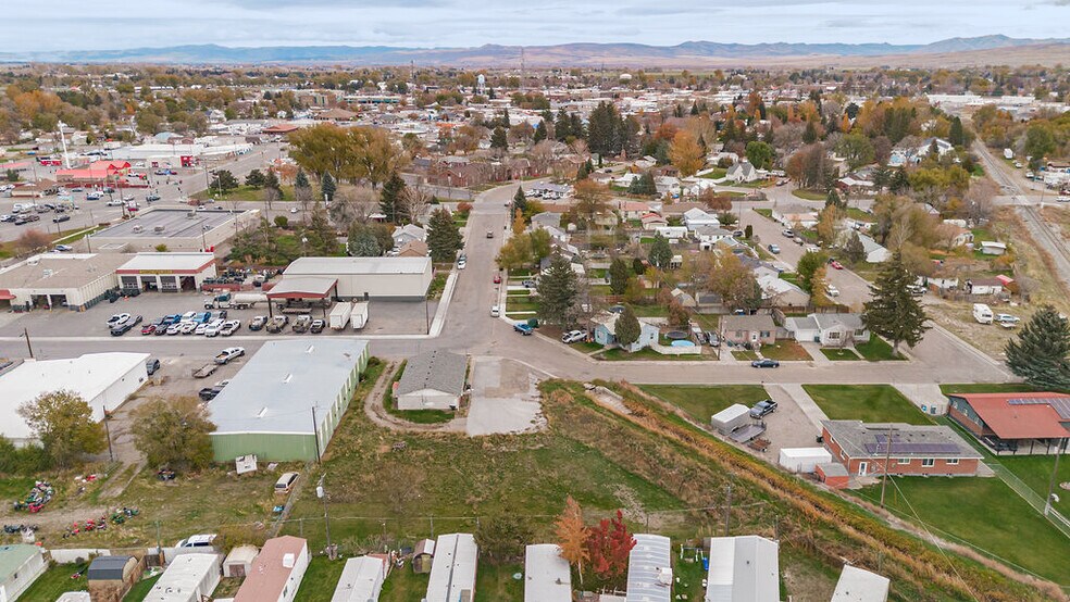 More Photos Of 195 Elm St, Blackfoot Office For Sale