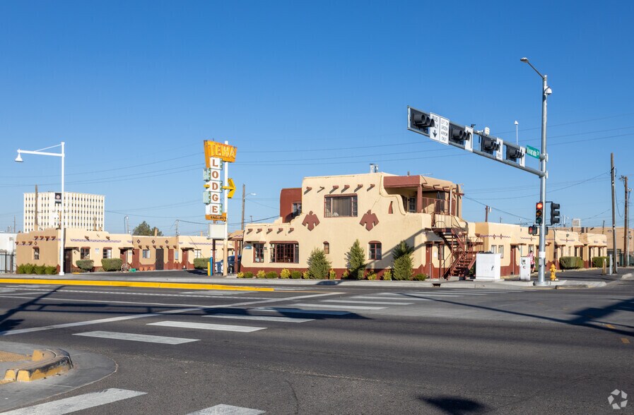 More Photos Of 5715 Central Ave NE, Albuquerque Hotel For Sale