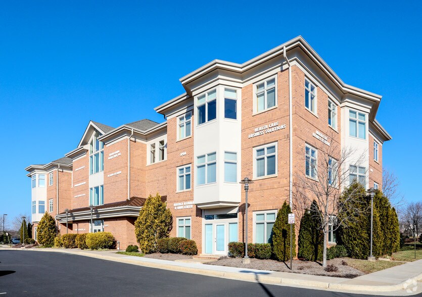 More Photos Of 46169 Westlake Dr, Sterling Medical For Sale