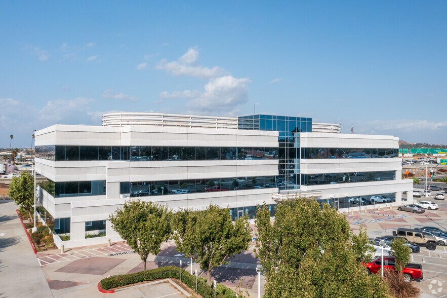 More Photos Of 200 S Main St, Corona Office For Lease