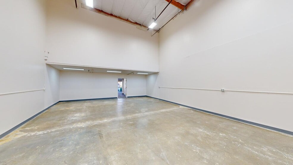 More Photos Of 1580 Oakland Rd, San Jose Unknown For Lease