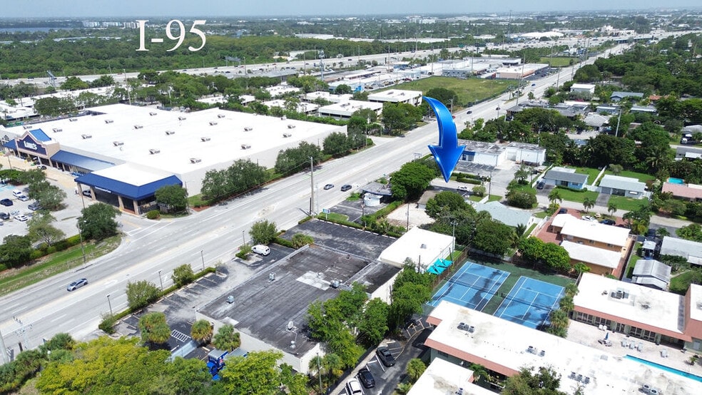 More Photos Of 840 NW 33rd St, Oakland Park Office For Sale