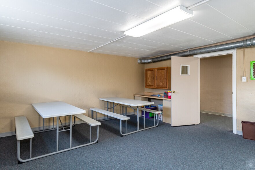 More Photos Of 4445 Wilmington Pike, Dayton Religious Facility For Sale