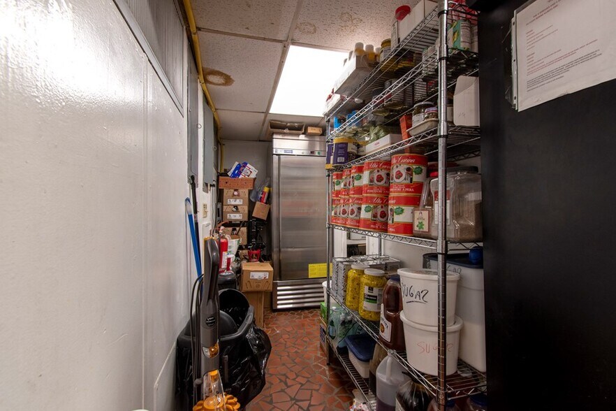 More Photos Of 269 Valley River Ave, Murphy General Retail For Sale
