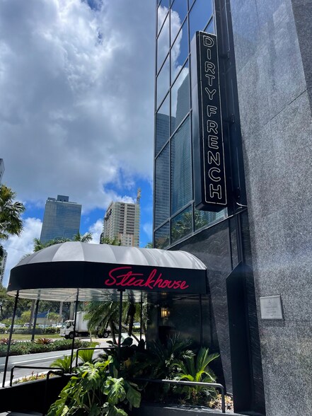 More Photos Of 1200 Brickell Ave, Miami Office For Sale