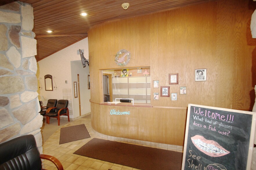 More Photos Of 16363 Pearl Rd, Strongsville Medical For Sale