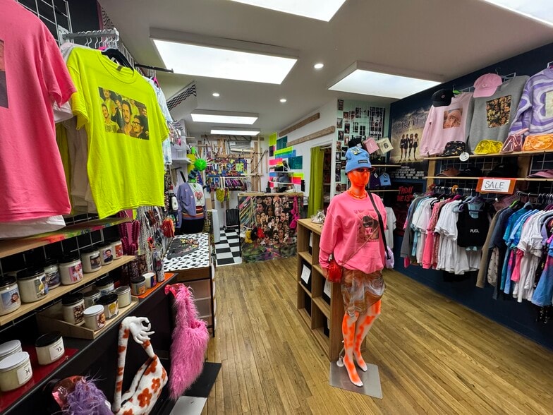 More Photos Of 150 2nd Ave, New York Apartments For Lease