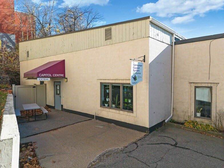 More Photos Of 219 Capitol St, Augusta Office For Lease