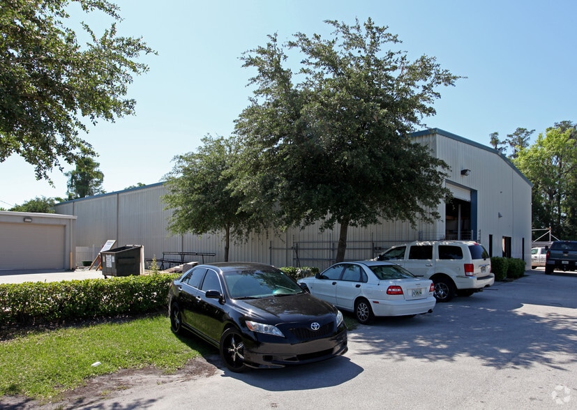 More Photos Of 2227 Mercator Dr, Orlando Warehouse For Sale