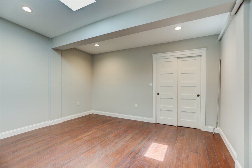 More Photos Of 218 W Main St, Urbana Office For Sale