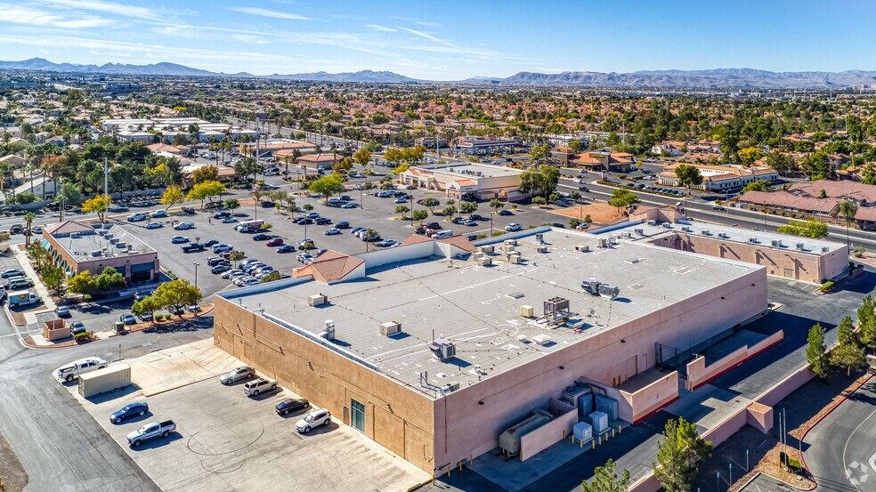 More Photos Of 2556-2584 Wigwam Pky, Henderson Unknown For Lease