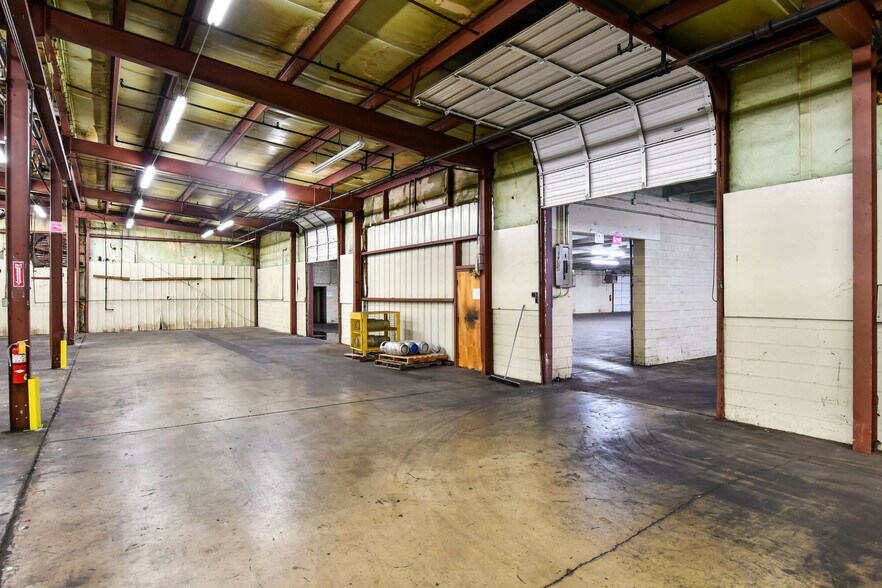 More Photos Of 124 N Charleston St, Blacksburg Warehouse For Sale