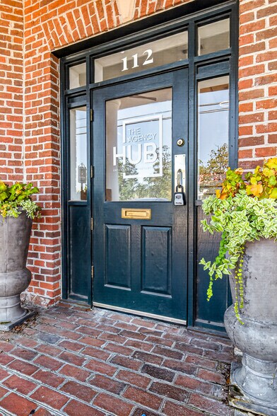 More Photos Of 112 W Doty Ave, Summerville Coworking Space