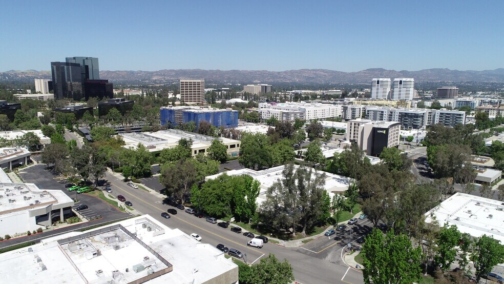 More Photos Of , Woodland Hills Office For Sale