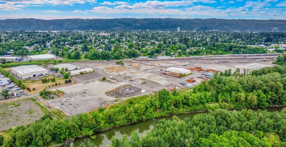 More Photos Of 10425 N Bloss Ave, Portland Land For Sale