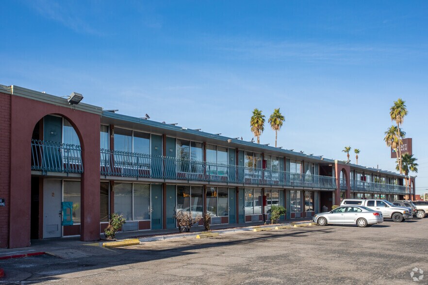 More Photos Of 1365 W Grant Rd, Tucson Hotel For Sale