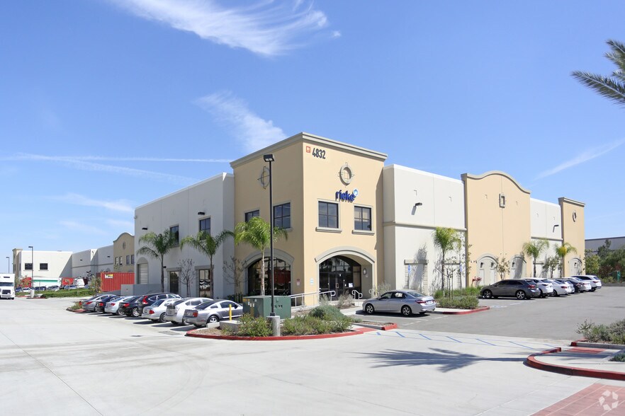 More Photos Of 4832-4850 Azusa Canyon Rd, Irwindale Warehouse For Lease
