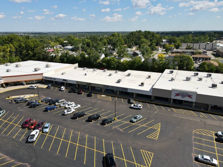 More Photos Of 1400 Twixt Town Rd, Marion Unknown For Lease