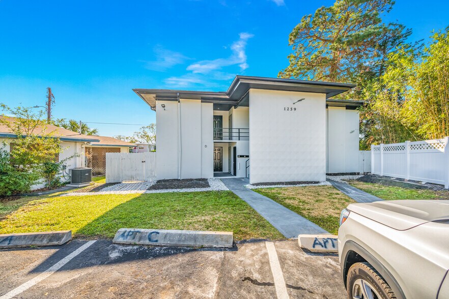 More Photos Of , Clearwater Multifamily For Sale