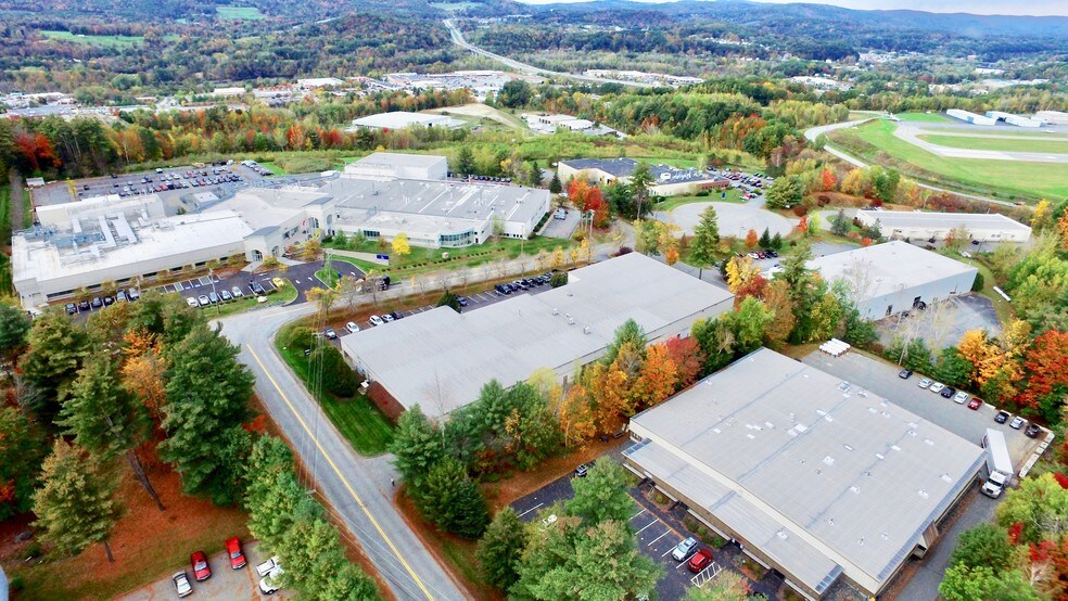 More Photos Of 10 Technology Dr, West Lebanon Warehouse For Lease