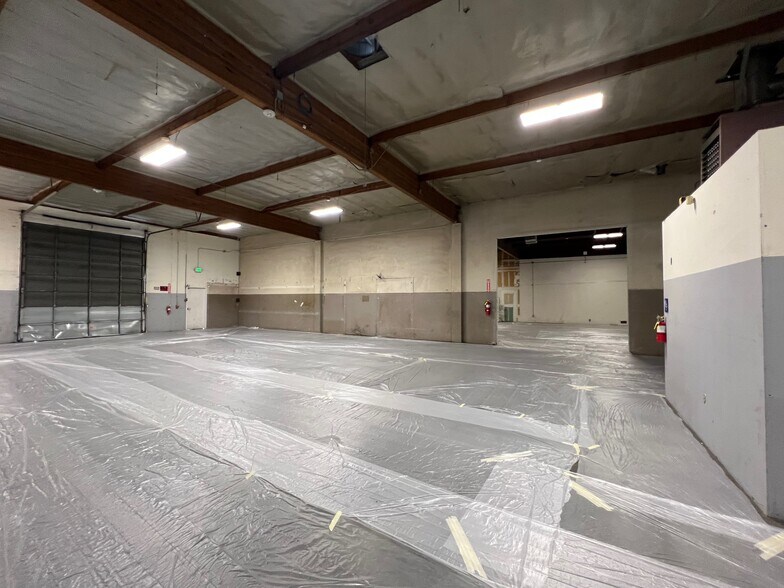 More Photos Of 470 Vandell Way, Campbell Manufacturing For Lease