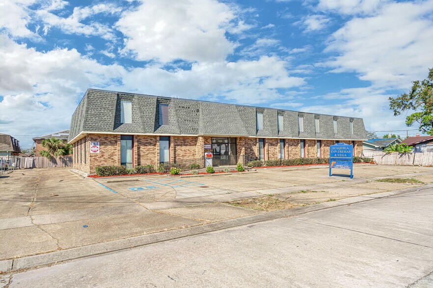 More Photos Of 3329 Florida Ave, Kenner Office For Sale