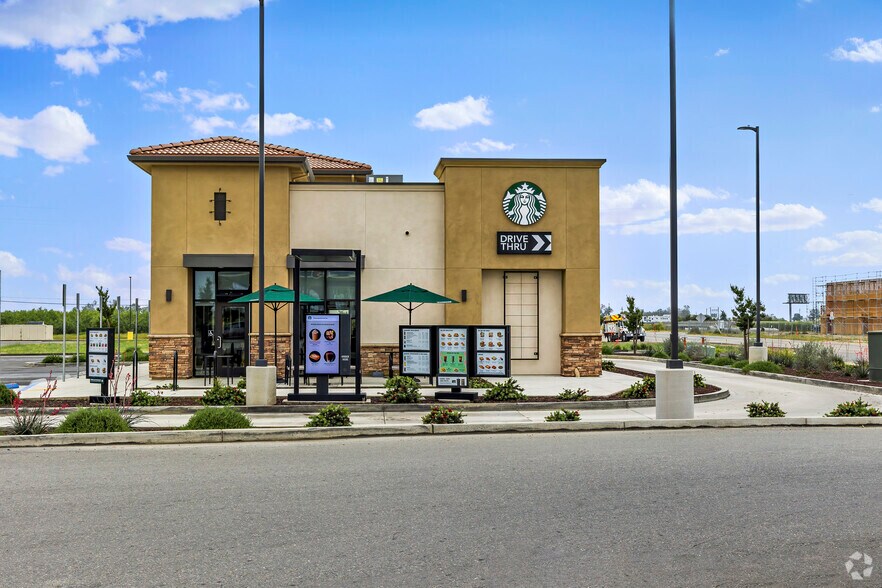 More Photos Of Campus Parkway, Merced Unknown For Lease