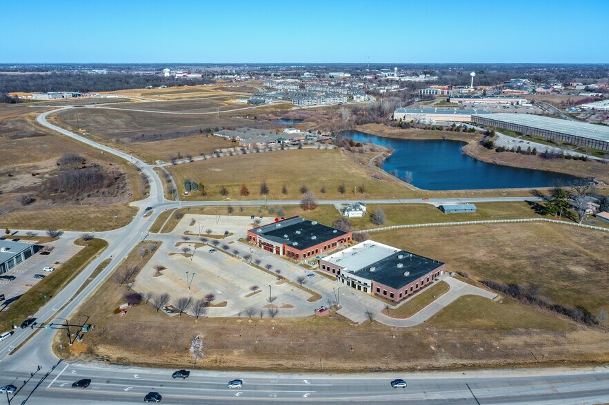 More Photos Of 2301 Jones Blvd, Coralville Office For Lease