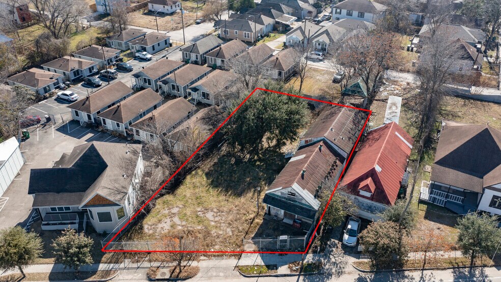 More Photos Of 3120 Lyons Ave, Houston Land For Sale