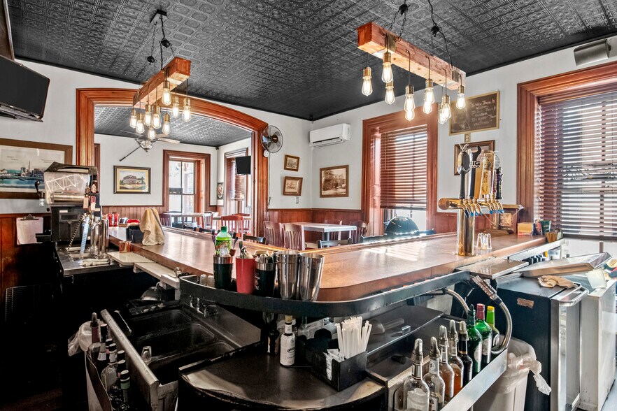 More Photos Of 101 N Market St, Schaefferstown General Retail For Sale