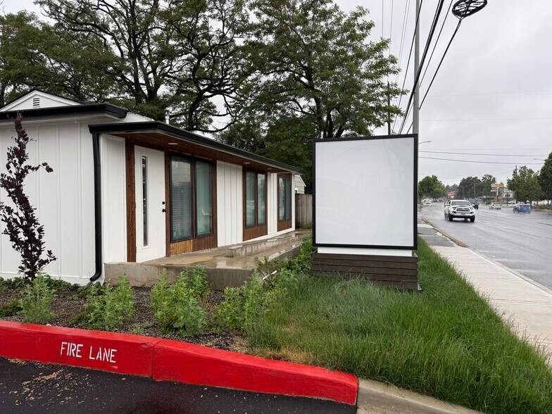 Primary Photo Of 8309 E Mill Plain Blvd, Vancouver Medical For Lease