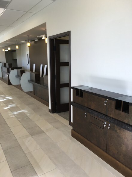 More Photos Of 610-628 San Benito St, Hollister General Retail For Lease