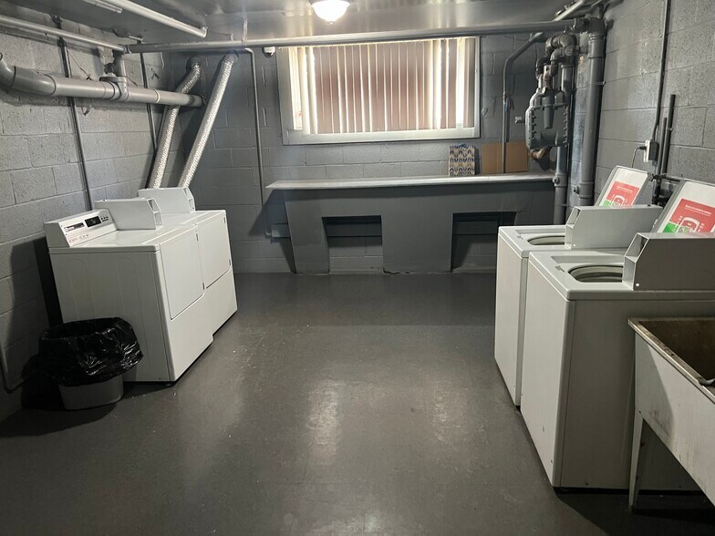 More Photos Of 20490 Schaefer Hwy, Detroit Apartments For Sale