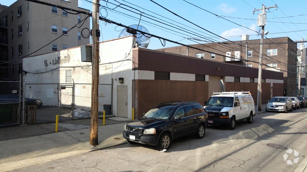 Primary Photo Of 4050 Ludlow St, Philadelphia Apartments For Sale