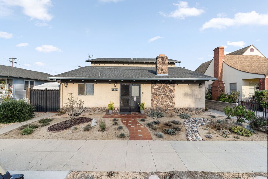 Primary Photo Of 1070 Freeman Ave, Long Beach Apartments For Sale