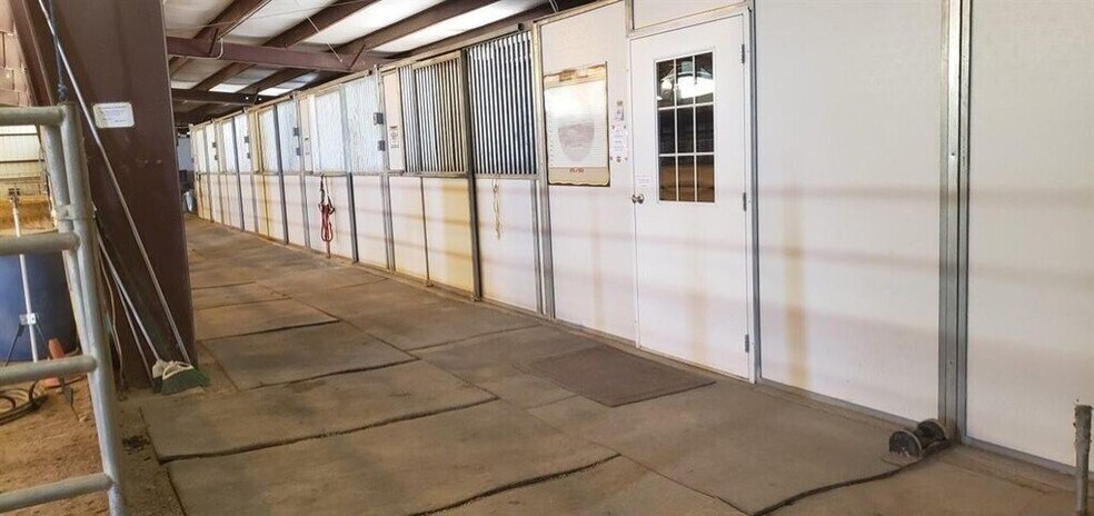 More Photos Of 5100-1 Grey Van Rd, Reno Airplane Hangar For Sale