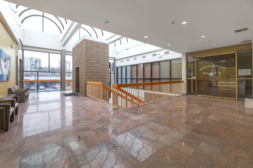 More Photos Of 1608 Lemoine Ave, Fort Lee Medical For Lease