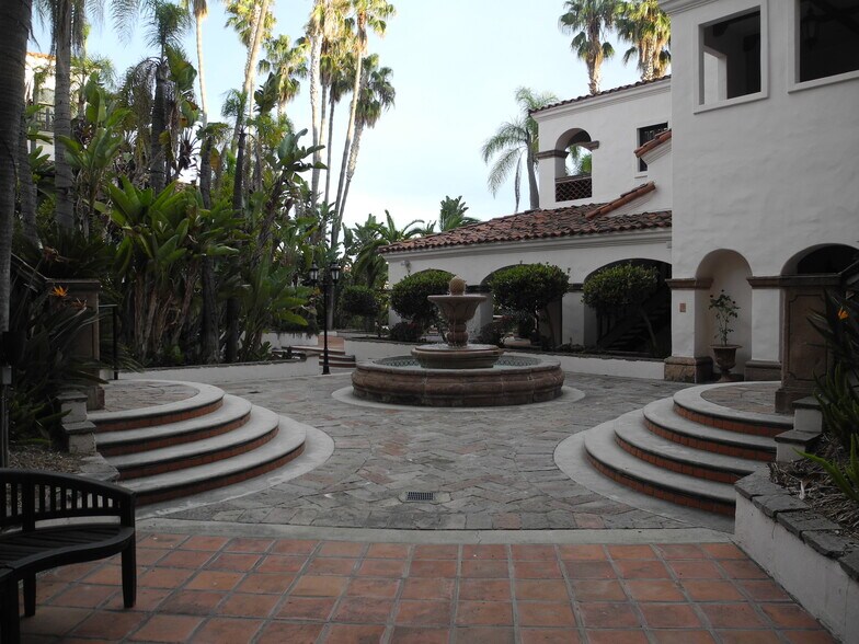 More Photos Of 1901 Newport Blvd, Costa Mesa Medical For Lease