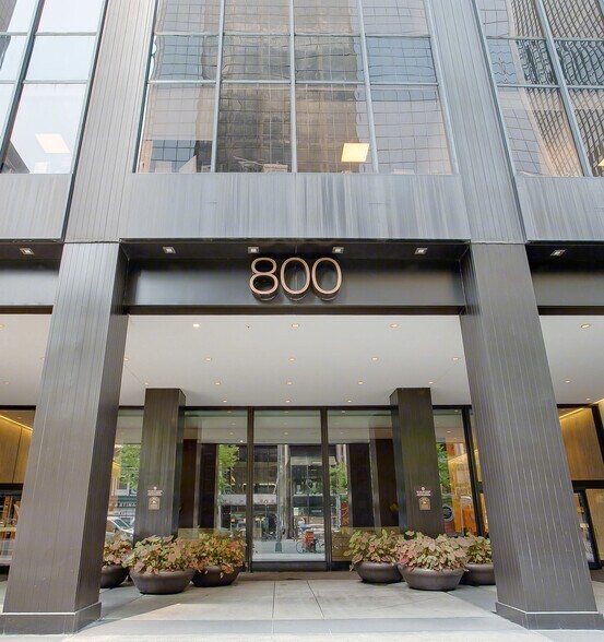 More Photos Of 800 Third Ave, New York Office For Lease