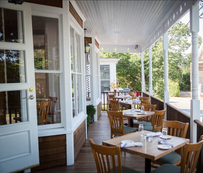 More Photos Of 15 Grand Ave, Shelter Island Heights Restaurant For Sale