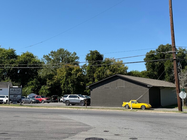 More Photos Of 1200 Dean Ave SE, Rome Self Storage For Sale