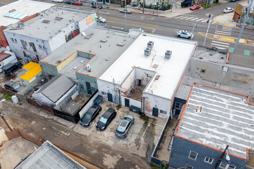 More Photos Of 4765 W Adams Blvd, Los Angeles Storefront For Sale