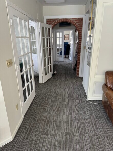 More Photos Of 52 Babbitt Rd, Bedford Hills General Retail For Lease